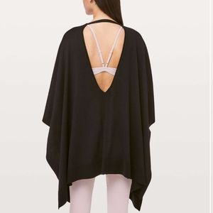 Lululemon Free To Coast Wrap NWT Black